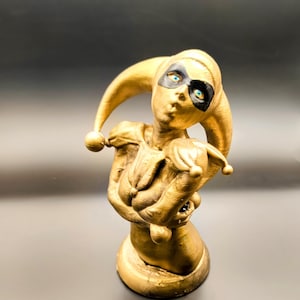 Harley Quinn/Old School/Old Fashion/Gold Edition/Halloween/Home Decor/3D Printed And Hand Painted/15cm