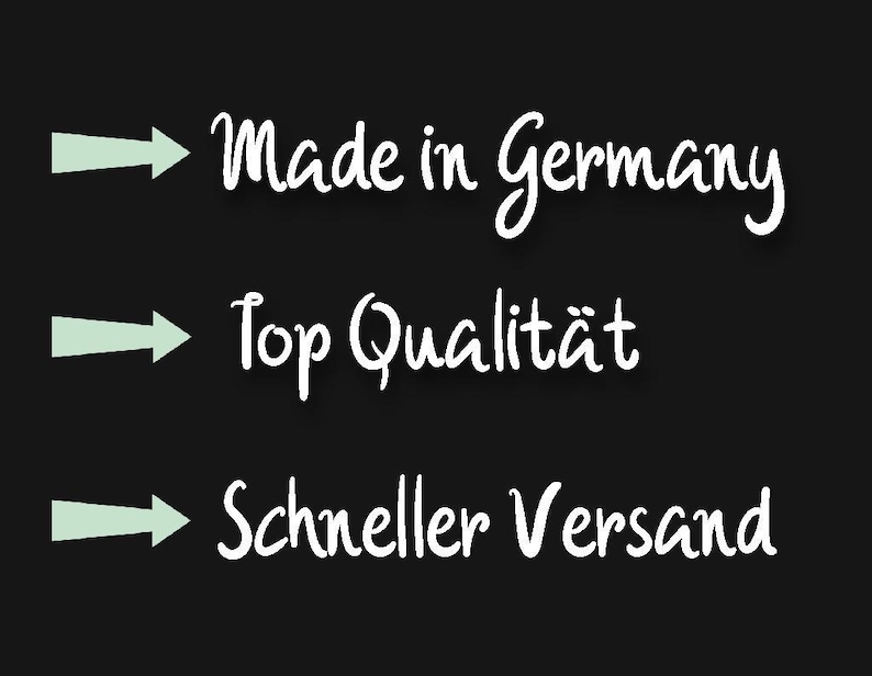 K&ouml;nnte beinhalten: Wei&szlig;er Text auf schwarzem Hintergrund mit drei Pfeilen, die nach rechts zeigen. Der Text lautet "Made in Germany", "Top Qualit&auml;t" und "Schneller Versand".