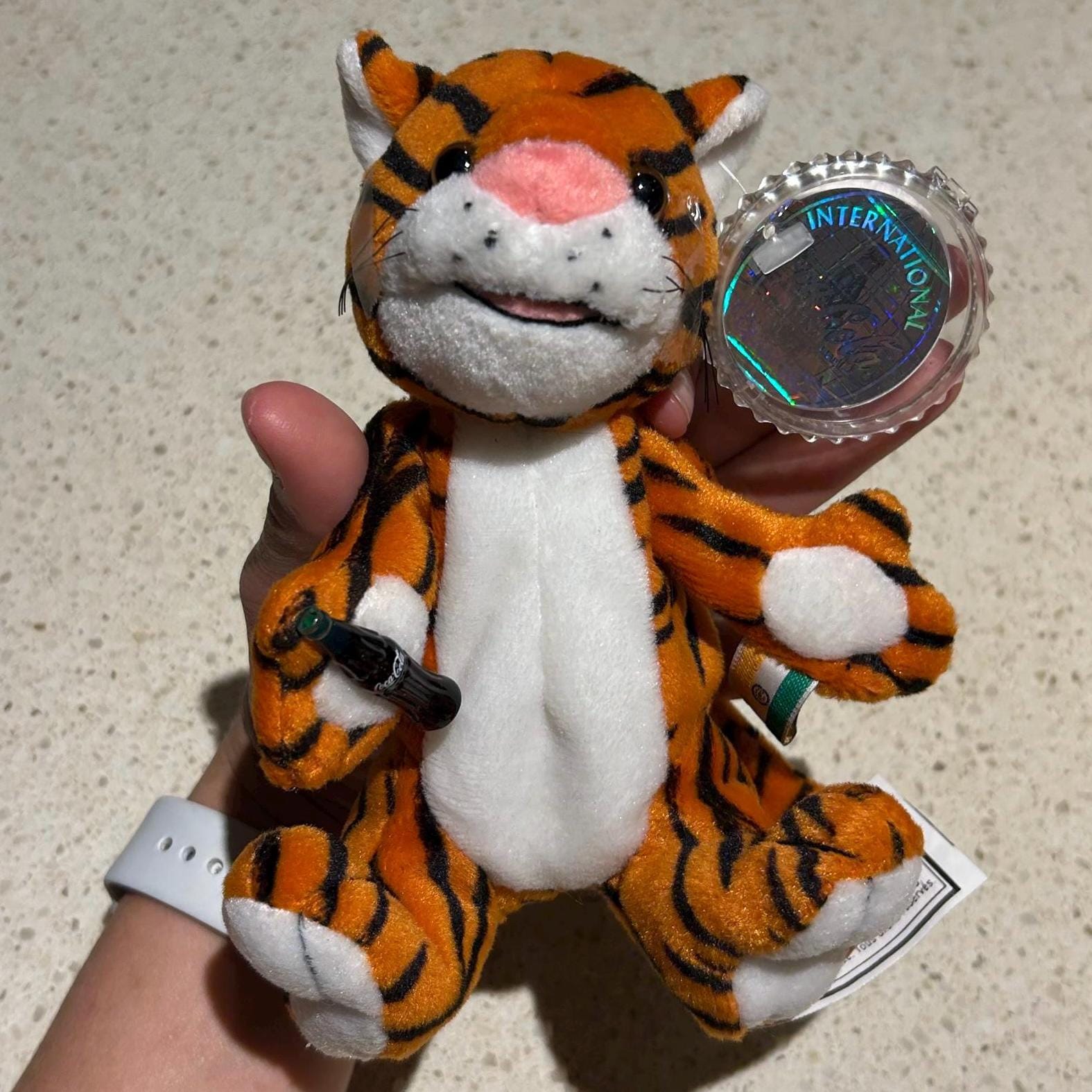 Curry the Tiger India International 1999 Vintage Coca Cola Bean