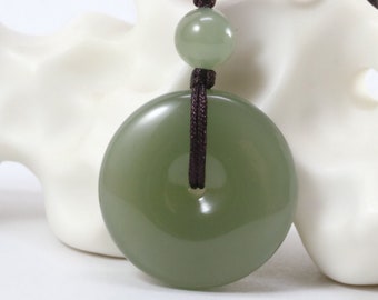 2.2cm Jade Donut Pendant Necklace (brown strings)