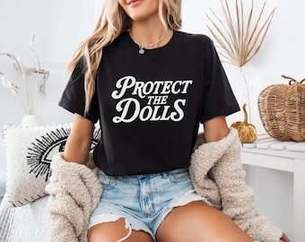 Camiseta retro con estampado "Protege a las Muñecas" y "Derechos Trans" / Camiseta "Derechos Trans" / Camiseta "Orgullo LGBTQ" / Inspirada en Pedro Pascal / Camiseta con estampado "Aliada Trans"