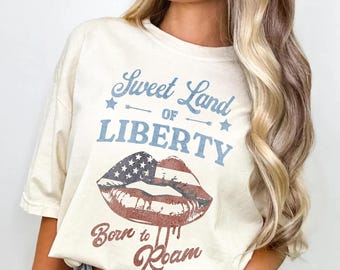 Patriotic Lips Shirt, USA Graphic Tee, Vintage American Flag Lips Shirt, Retro Americana T-shirt, 4th of July Shirt, Country Concert Outfit