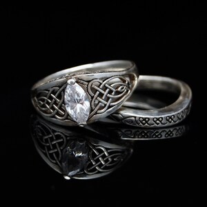 Celitc Heart Knot Wedding Set - Engagement Ring and Wedding Band