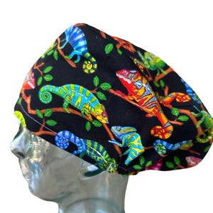 Colourful Lizards on Black Scrub Hat, Reptiles Scrub Cap, Modern Euro Scrub Hat, Women&#39;s Scrub Cap, Pixie Scrub Cap