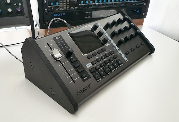 Nektar Panorama CS12 DAW Channel Strip Controller Black Valchromat