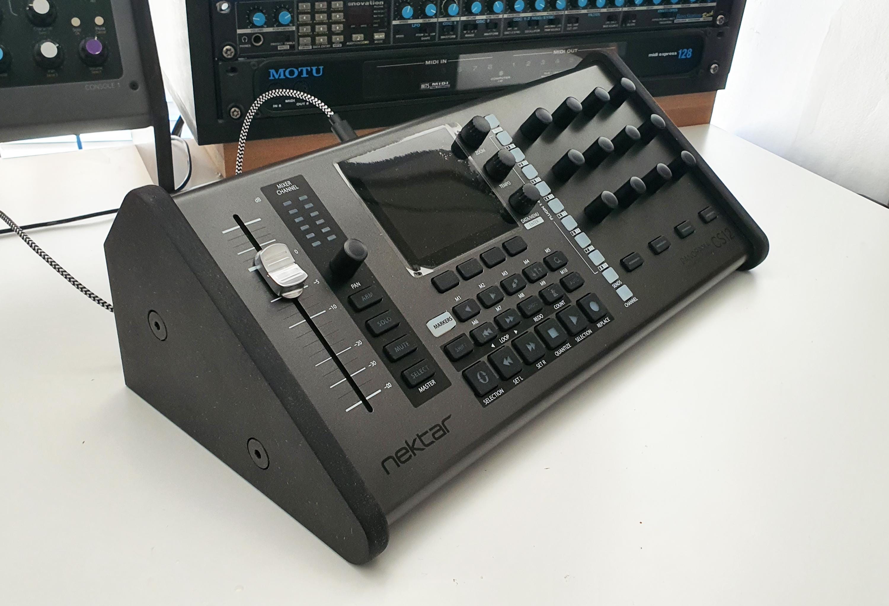 DTM・DAW Nektar Panorama CS12 Nektar Panorama CS12 DAW Channel Strip Controller Black Valchromat