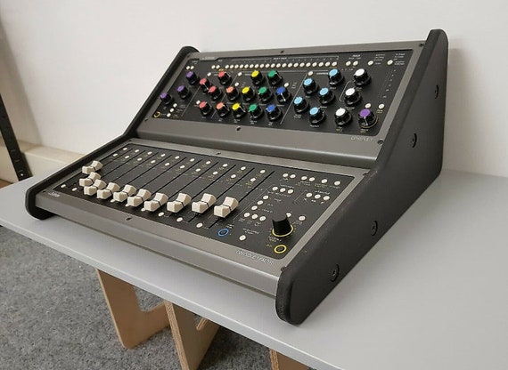 Softube Console 1 & Fader Black Valchromat 木製スタンド (Synths