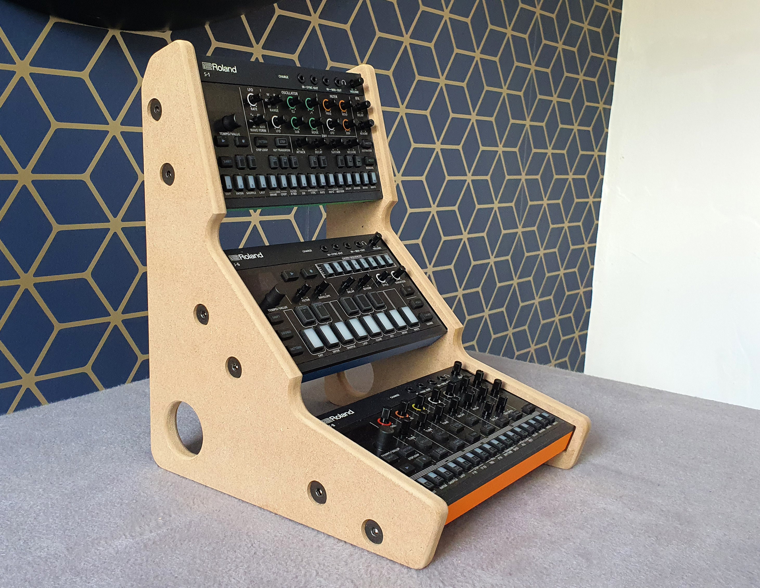Roland AiraJ-6・T-8・S-1コンパクトシリーズ用3段木製ラック Roland AiraJ-6・T-8・S-1コンパクトシリーズ用3段木製ラックの