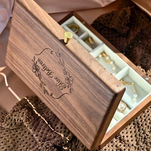 Personalized Retro Jewelry Box, Wooden Jewelry Box for Women, Jewelry Organizer Storage, Wedding Gift, Bridesmaid Gift, Anniversary Keepsake