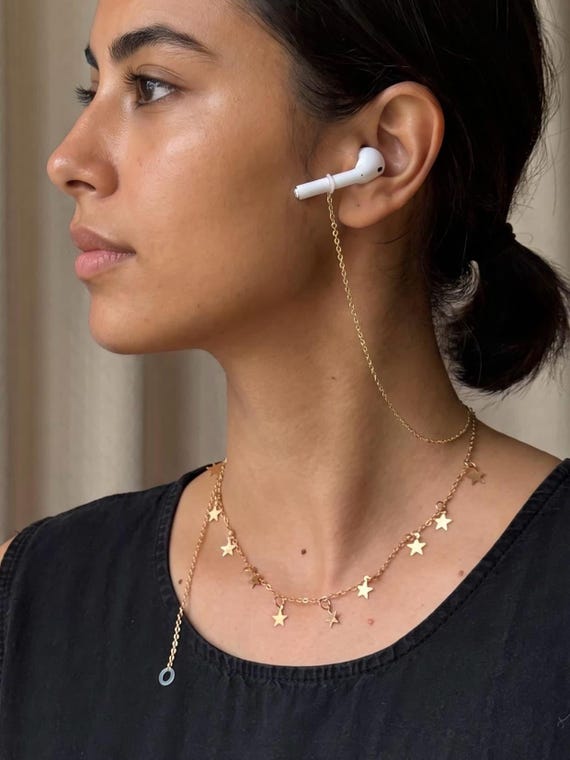 Star Earplug Necklace – Earbud Holder Anti-Loss Chain Choker for Concerts, Festivals & Travel, Gold or Silver Titanium Jewelry, Gift Ready