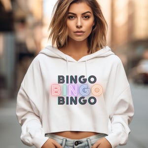 BINGO クロップド パーカー「レトロネオンデザイン」女性、お母さん、おばあちゃん、奥さん、ガールフレンド、女性、女の子へのギフト
