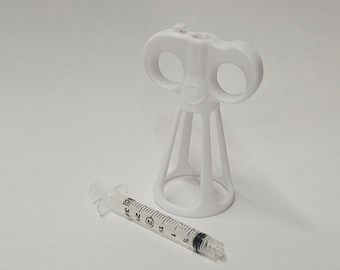 Syringe Holder for Deep Tissue Self Injection