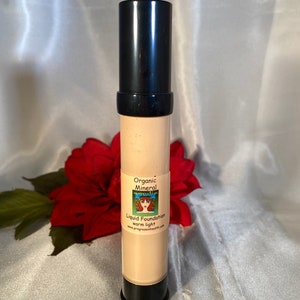 Organic Liquid Mineral Foundation in WARM LIGHT | Natural Makeup | Acne Safe Makeup | Vegan|  Non-comedogenic | Unscented| Cruelty Free