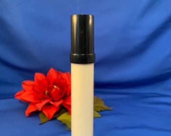 Organic Foundation | Natural Liquid Foundation in EXTRA LIGHT with Hyaluronic Acid  Acne Safe Makeup Vegan Makeup |Cruelty Free