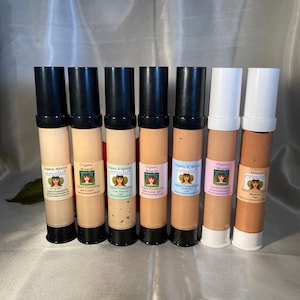 Organiczny podkład w płynie • Mieszanka botaniczna • Naturalna ochrona • Kosmetyki mineralne z ziemi • Wegańskie + organiczne + Nietestowane na zwierzętach + Bez GMO + GF