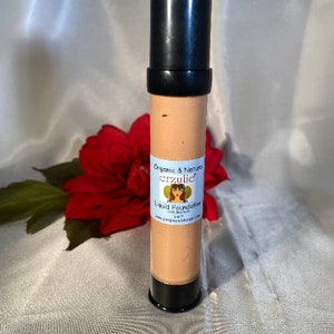 Organic Liquid Foundation |Cool Medium Light | Hyaluronic Acid | Non-Toxic  | Acne Safe | Cruelty Free Makeup | Natural Foundation