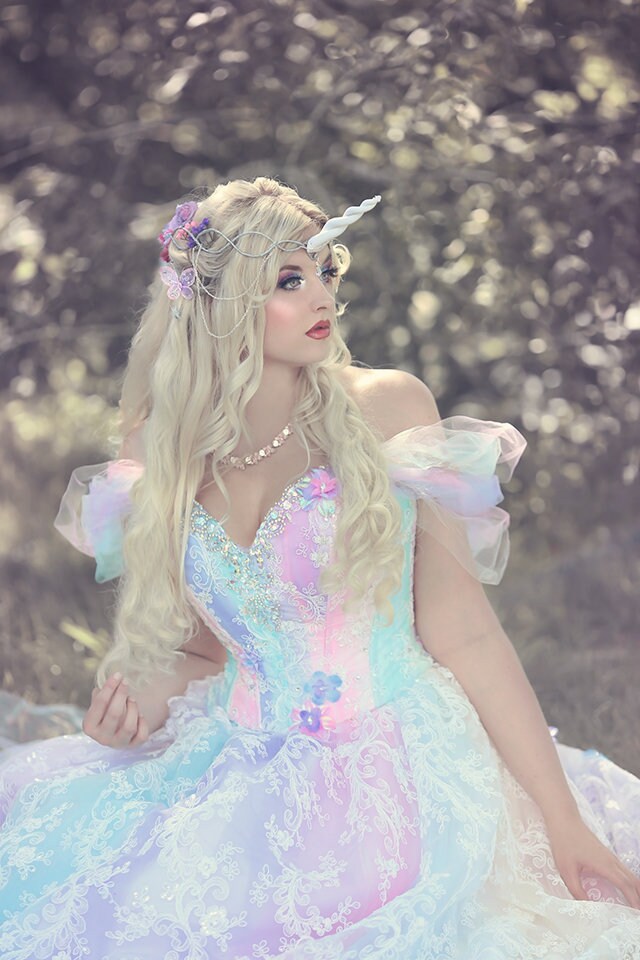 unique girl outfits