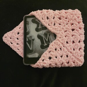 Cute Plush Crochet Kindle/Book Sleeve