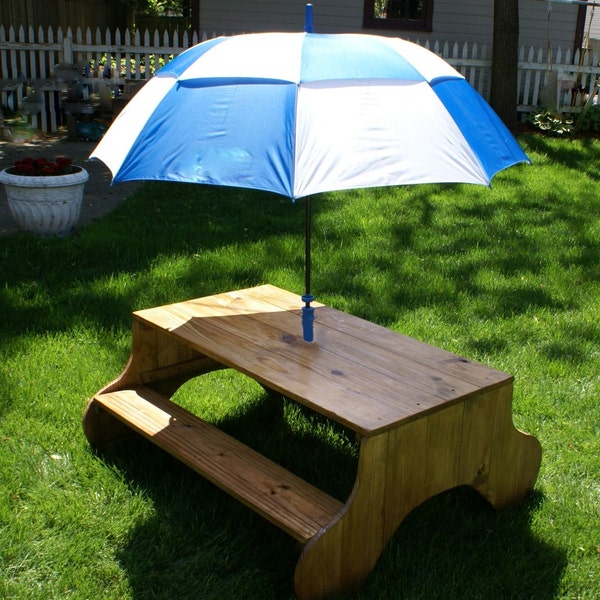 Modern style child picnic table