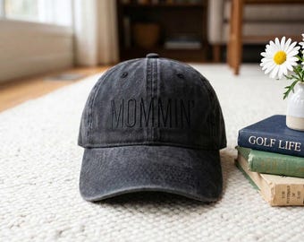 Mommin Embroidered Baseball Cap -mommin hat, minimalist fashion mom Hat - cute casual hat, trendy Mama Gift - cute Motherhood Hat