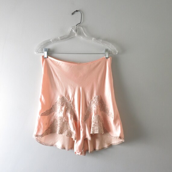 1930s Peach Satin Tap Panties L