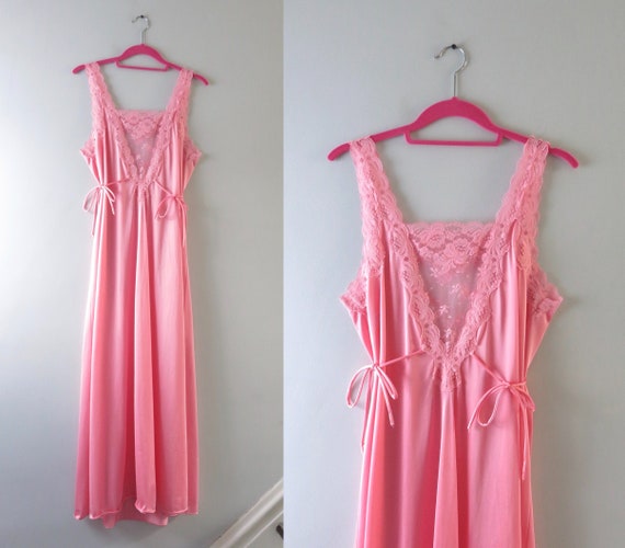 1980s Pink Lace Inset Nylon Gown M