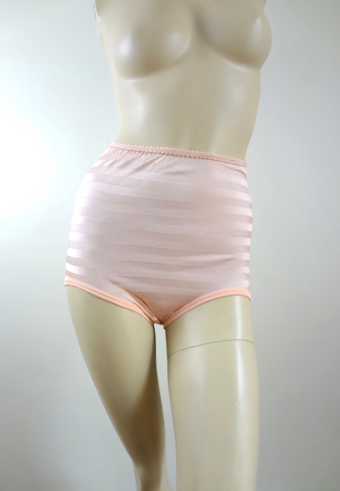 VINTAGE 1940s Peach Rayon Panties Deadstock Etsy