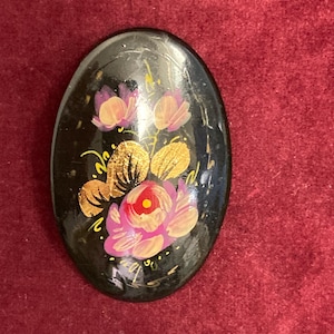 Vintage Oval Hand Painted Flowers Black Brooch Pin