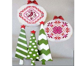 Quaker Christmas Ornaments - 2 patterns one low price crafting  - pdf chart pattern -  -INSTANT DOWNLOAD