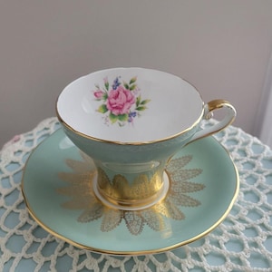 Aynsley Pink Rose Teacup & Saucer Set: Green Bone China with Gold Trim