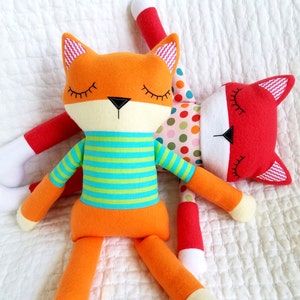 Fox Softie Sewing Pattern - Sleepy Soft Fleece Toy Animal Sewing Pattern Tutorial for Babies, Girls & Boys - children - kids - PDF e-pattern