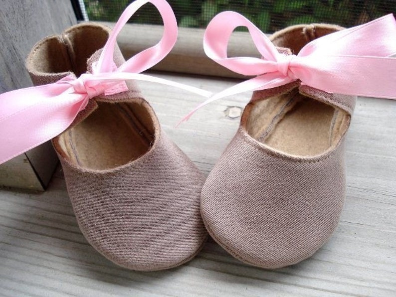 Baby Shoes Booties Sewing Pattern Basic Shoes Ten Sizes Babies Preemies Dolls PDF e-Pattern image 4