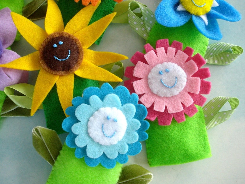 Flower Felt Finger Puppets & Hair Accessories Sewing Pattern PDF ePATTERN image 3