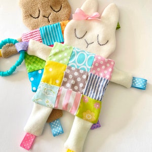 Bear and Bunny Crinkle Baby Softie Toy Sewing Pattern PDF ePATTERN fleece ribbon plush softy e pattern Patchwork Quilt Toy Tutorial DIY image 3