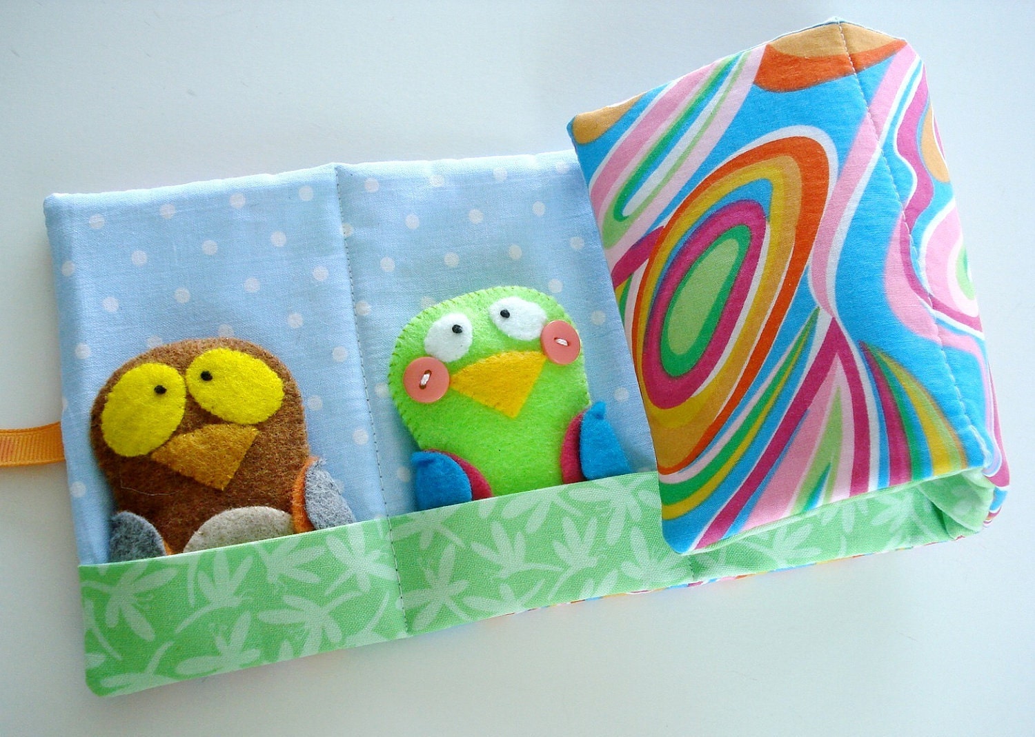 Sheets of felt, scissors, pins, paper templates - sewing set for felt bird.  How to make a handmade toy Stock Illustration by ©OnlyZoia #131570612