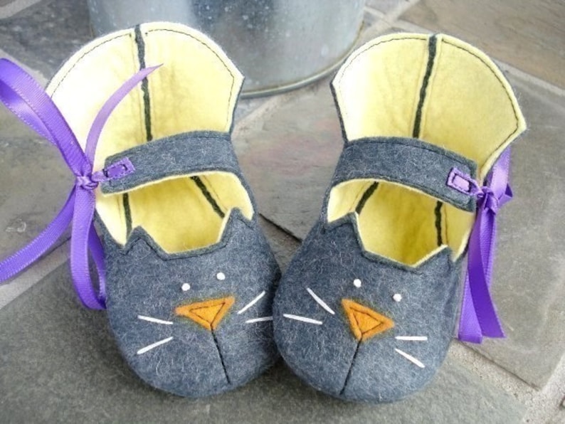 SALE PDF ePATTERN Precious Kitty Baby Booties Shoes Sewing Pattern image 2