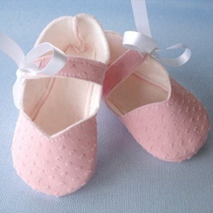 Mary Jane Sewing Pattern Simple Mary Jane Baby Shoes Booties with Ribbon Ties PDF ePattern image 3