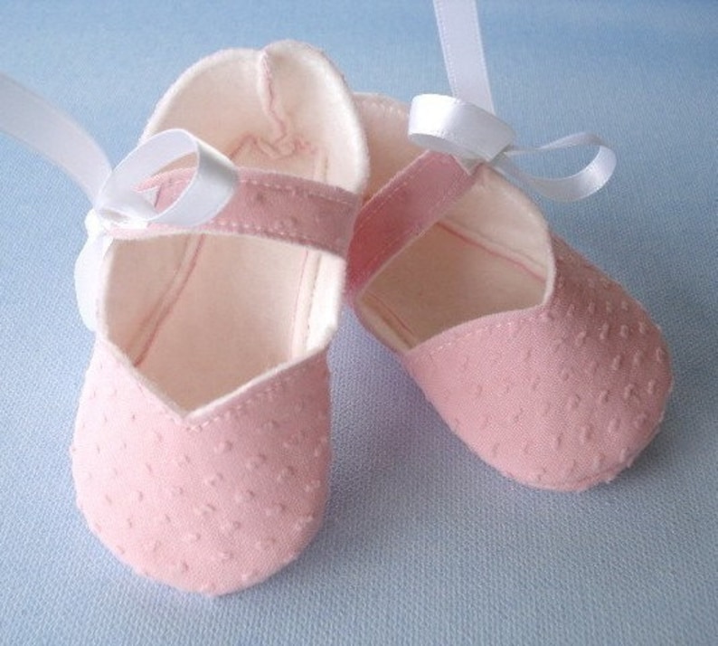 Mary Jane Sewing Pattern Simple Mary Jane Baby Shoes Booties with Ribbon Ties PDF ePattern image 3
