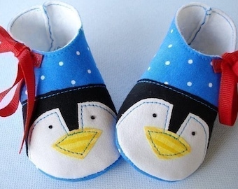 Christmas Penguin and Plain Baby Booties - shoes with Ribbon Ties - PDF ePattern Sewing - Winter