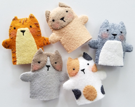 Kitty Cat Felt Finger Puppets Sewing Pattern PDF ePATTERN for Five different Kitty Cats Carrying Case Siamese Calico