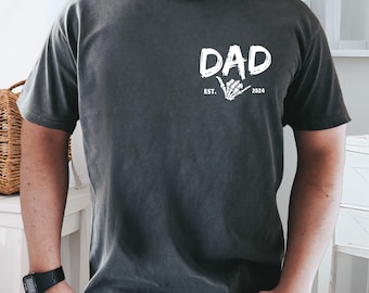 Custom Dad Shirt, Custom Dad Sweatshirt, Cute Fathers Day Gift, Personalized Dad Shirt, New Dad Shirt, Gift for Grandpa, Dad Shirt