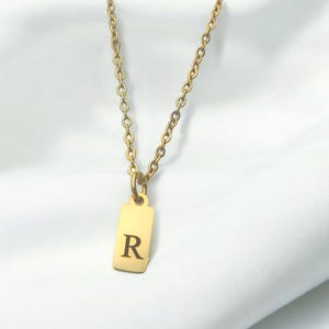 Collar de letras personalizado de acero inoxidable. Joyería hecha a mano. Regalo para mamá, madrina, tía, amiga. Collar inicial