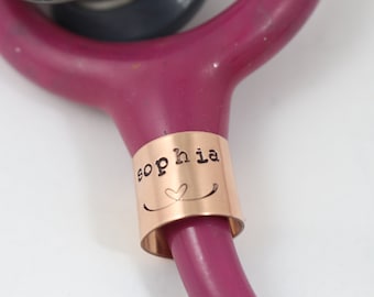 Stethoscoop ID Tag, Stethoscoop Naam Tag, Stethoscoop Charme, Stethoscoop ID Ring, Gepersonaliseerde Stethoscoop Naam Tag, Nurse Afstudeercadeau