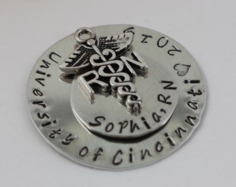 Personalisierte Anstecknadel - Krankenschwester Pin - Krankenschwester Pin Graduation - BSN Nursing Pin - RN Nursing Pin - RN Pin