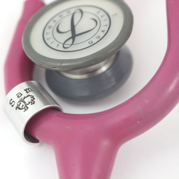Stethoscope ID Tag, Veterinarian Stethoscope ID Ring, Vet Tech ID Tag, Vet Stethoscope Charm, Personalized Stethoscope Name Tag, Charm