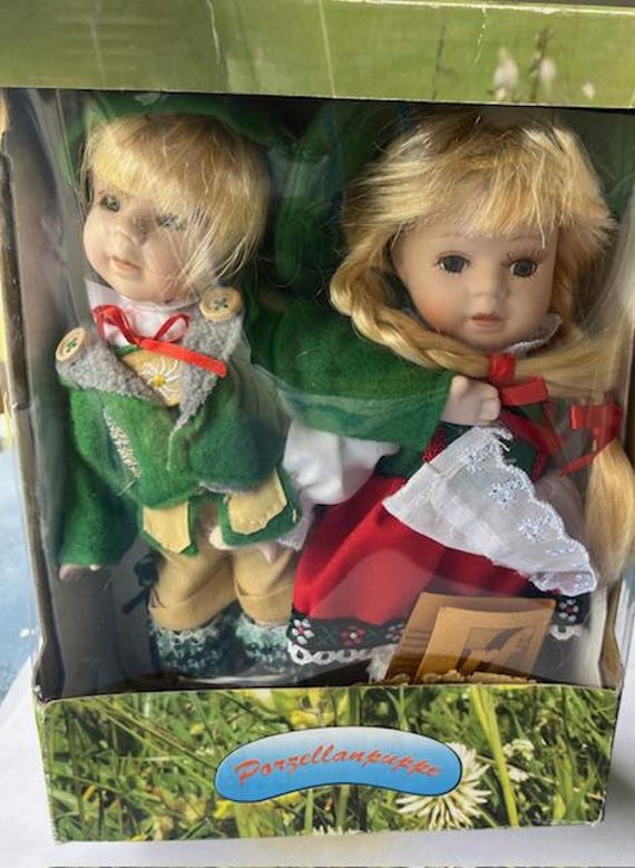 rf Collection German Doll in-box set. Porzellanpuppe