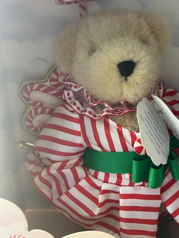 Muffy Candy C’angel 1997 Vanderbear In Box Condition with Ornament