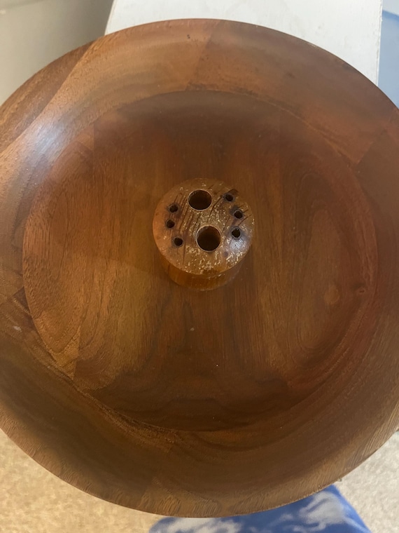 Vintage Solid Walnut Nut Bowl Ozark Walnutware aprox 10” D