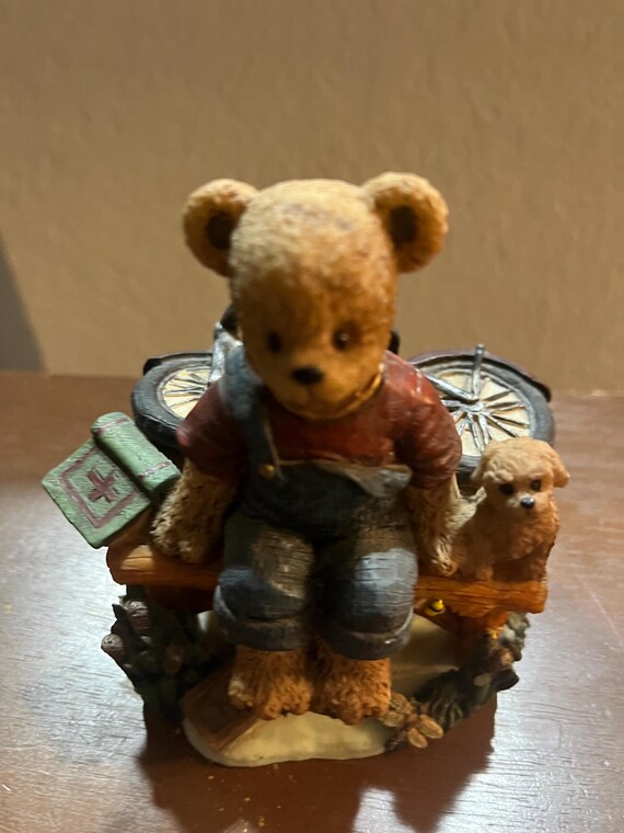 Berry Hill Bears 1997 Figurine “He Leadeth Me Beside The Still Waters” (Psalm 23:2)