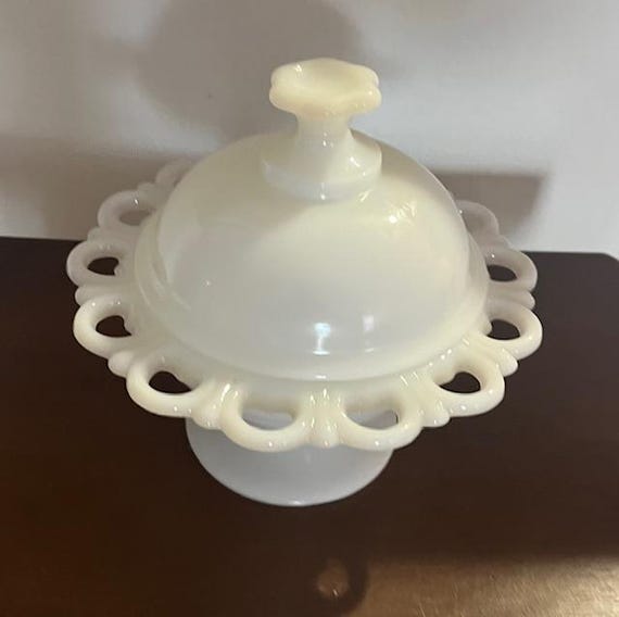 Hocking Lace Fruit Compote bowl and two plates